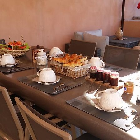 Les Portes Du Soleil Bed and Breakfast Capestang Buitenkant foto