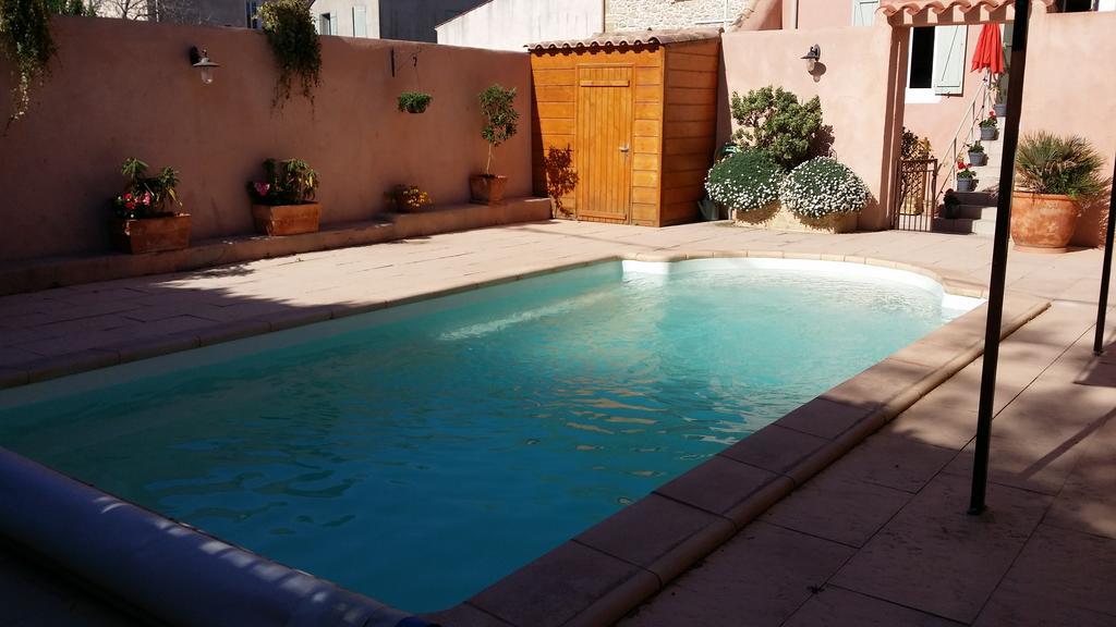 Les Portes Du Soleil Bed and Breakfast Capestang Buitenkant foto