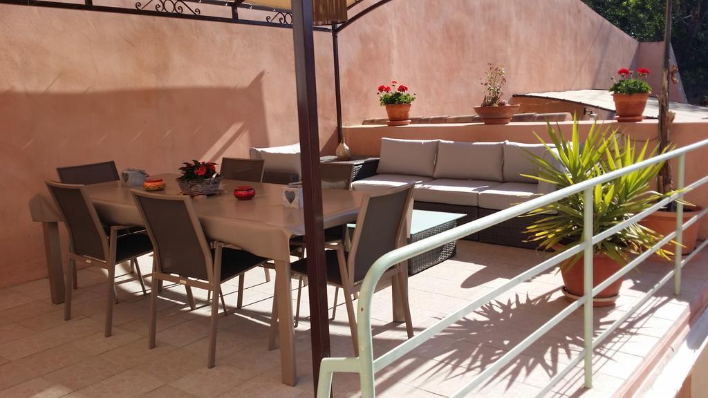 Les Portes Du Soleil Bed and Breakfast Capestang Buitenkant foto